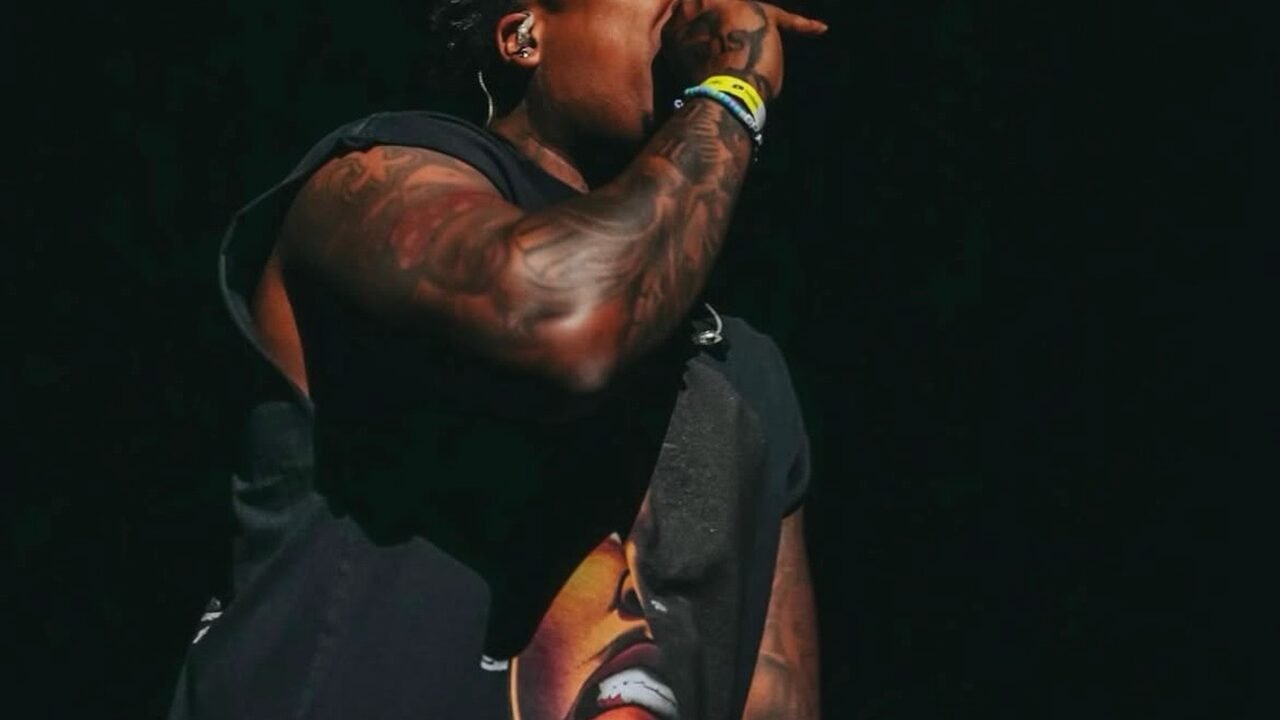 The Evolution of Bino Rideaux: From Streets to Studio